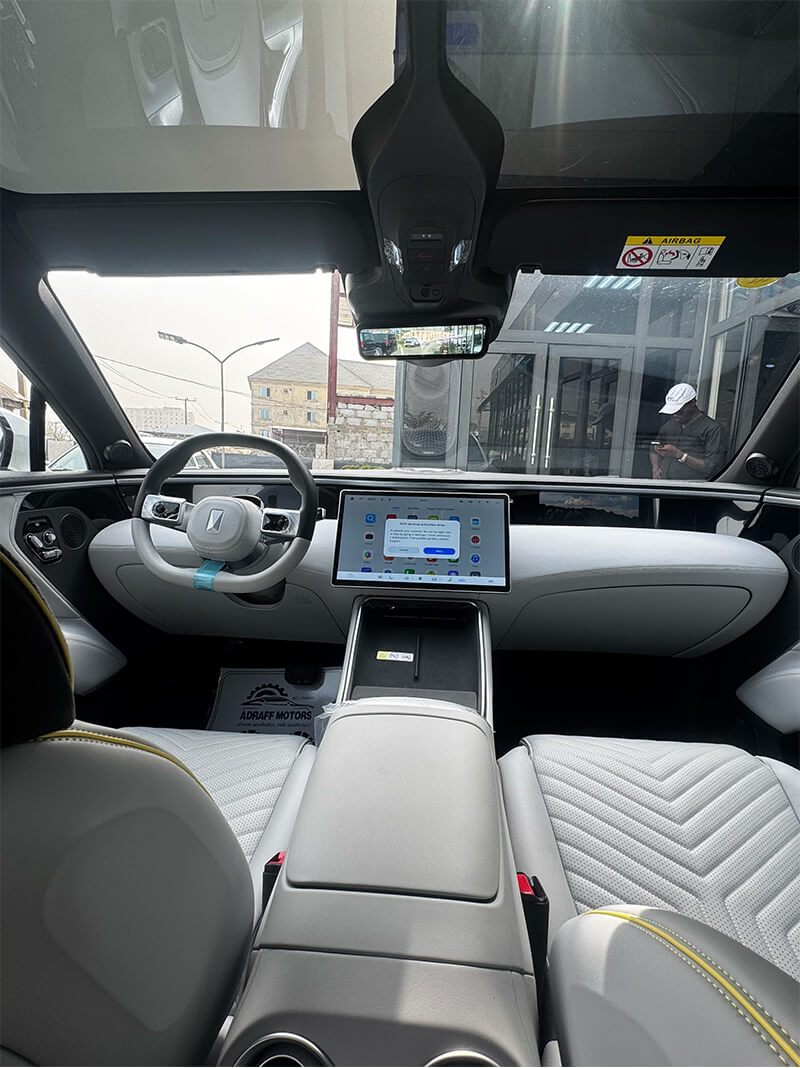 AVATR 11 Electric SUV