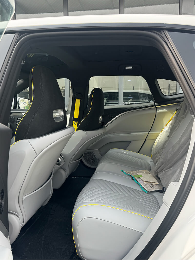 AVATR 11 Electric SUV