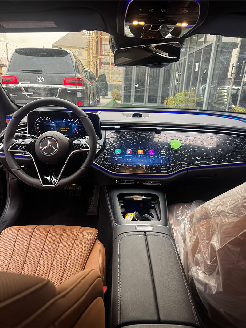Mercedes-Benz E350 4MATIC
