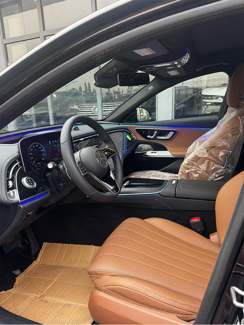 Mercedes-Benz E350 4MATIC