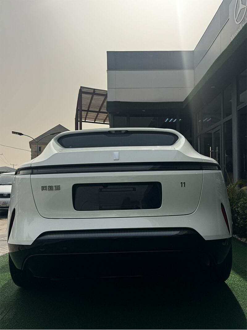 
								AVATR 11 Electric SUV full									