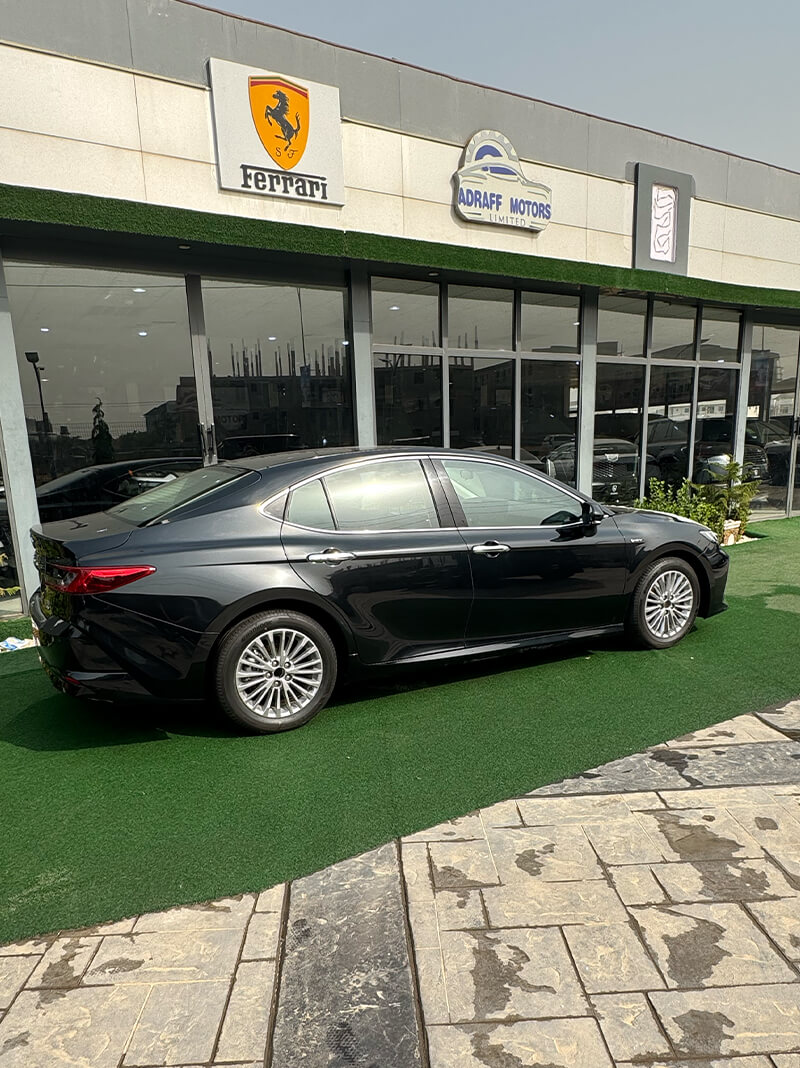Toyota Camry 2.0G Hybrid